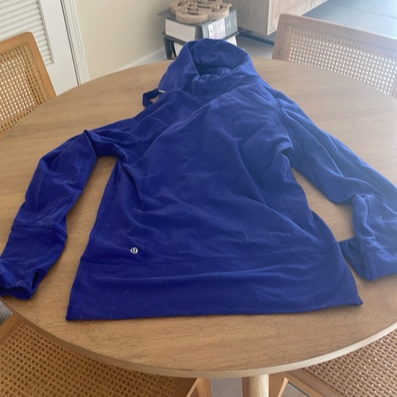 Lululemon Zip Hoodie - Picture 7 of 8